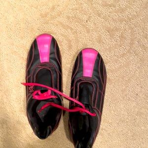 Kickboxing century shoes 5.5 I wear a 5.5-6 to big